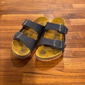 Kids Birkenstocks size 32